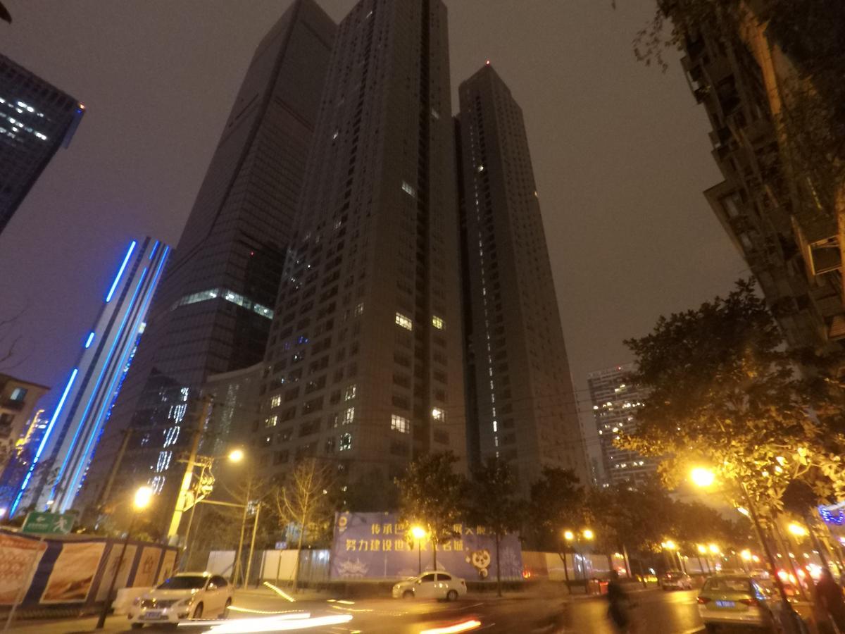 Tianfu IN Service Apartement Chengdu Bagian luar foto