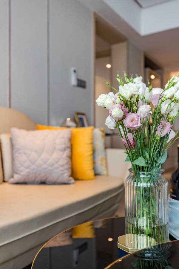 Tianfu IN Service Apartement Chengdu Bagian luar foto