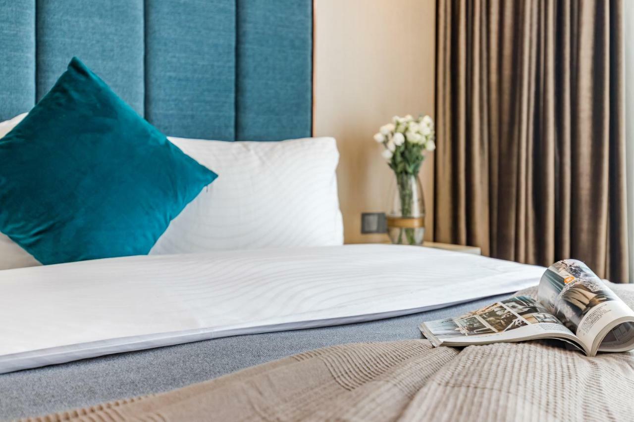 Tianfu IN Service Apartement Chengdu Bagian luar foto